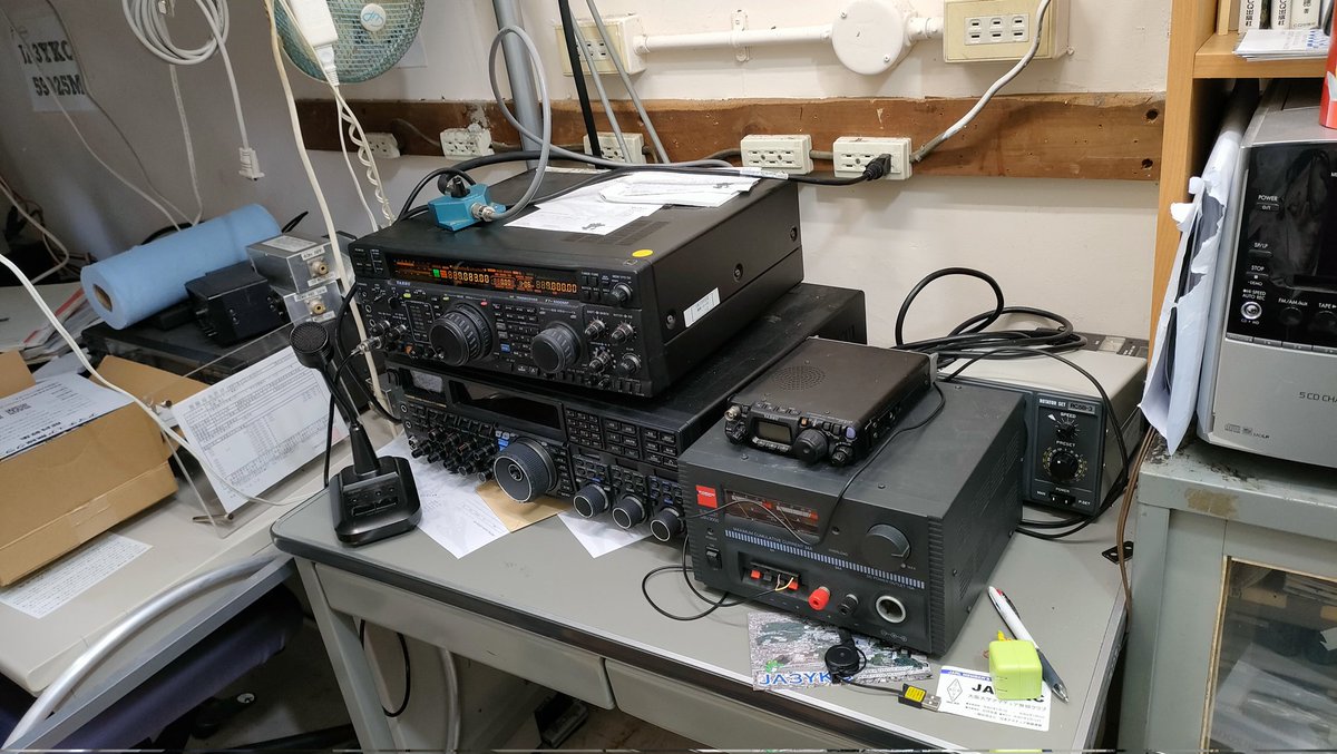 JA3YKC's tweet photo. 大阪大学アマチュア無線クラブも本日と明日のサーオリに参加しています!!
気軽にお声がけください!! https://t.co/GQwtsiPBJM