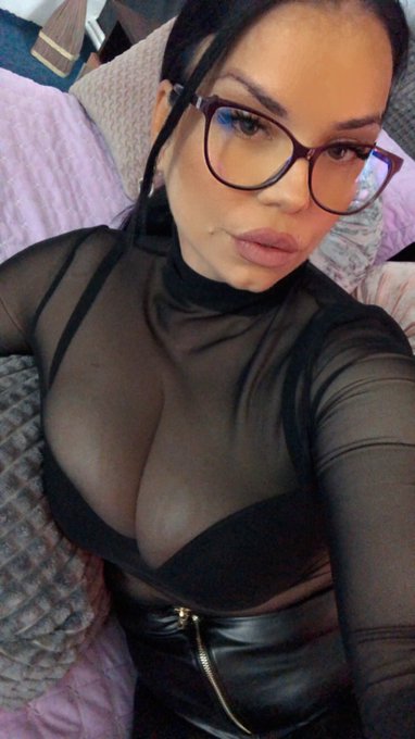 Back @online on @camcontacts !  Come meet me there 😘  https://t.co/mQDK1g7EQf  #model #camcontacts #viral<a class="tags" target="_blank" title="On Twitter" href="/?out=eyJ0eXAiOiJKV1QiLCJhbGciOiJIUzUxMiJ9.eyJpYXQiOjE3MjU4MDMzMDAsImlzcyI6InR3cG9ybnN0YXJzLmNvbSIsIm5iZiI6MTcyNTgwMzMwMCwiZXhwIjoxNzU3MzM5MzAwLCJyZWRpcmVjdF91cmwiOiJodHRwczovL3R3aXR0ZXIuY29tL29ubGluZSJ9.T_JaEvhaPUgEYt9FCPI73xsm4oyoAQhMwl1gfAr1ITjeJjX6Xk-JQ2pk41MoVFArRVyqhGFAmql2ldZ28VYarA">@online</a><a class="tags" target="_blank" title="On Twitter" href="/?out=eyJ0eXAiOiJKV1QiLCJhbGciOiJIUzUxMiJ9.eyJpYXQiOjE3MjU4MDMzMDAsImlzcyI6InR3cG9ybnN0YXJzLmNvbSIsIm5iZiI6MTcyNTgwMzMwMCwiZXhwIjoxNzU3MzM5MzAwLCJyZWRpcmVjdF91cmwiOiJodHRwczovL3R3aXR0ZXIuY29tL2NhbWNvbnRhY3RzIn0.AnKQc2FI7tn18O9848r7VUFNrBPLA7LMTRMqRJcMkuIJe_03cZAH_XMdEJWLwwMIA0jEHGDlbnYo4oMML1qaCg">@camcontacts</a><a href="/tag/model"class="tags"><span>#model</span></a><a href="/tag/viral"class="tags"><span>#viral</span></a><a href="/tag/camcontacts"class="tags"><span>#camcontacts</span></a>