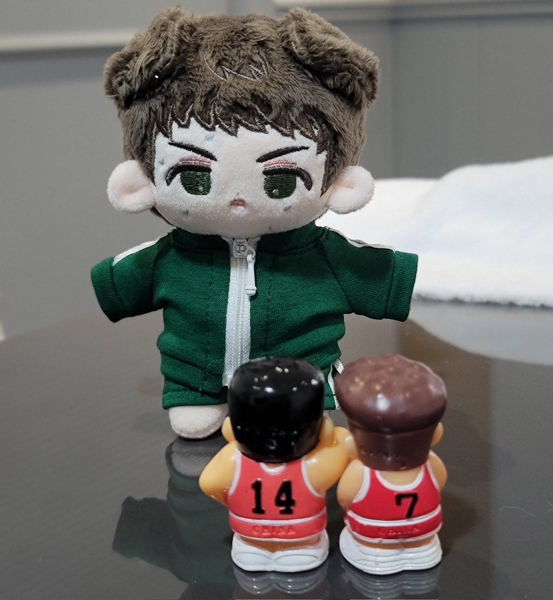 헉... 헉... 저 조금 늦,었는데
지금 허억 입장 되나요

                                      되겠냐
                                           겠냐