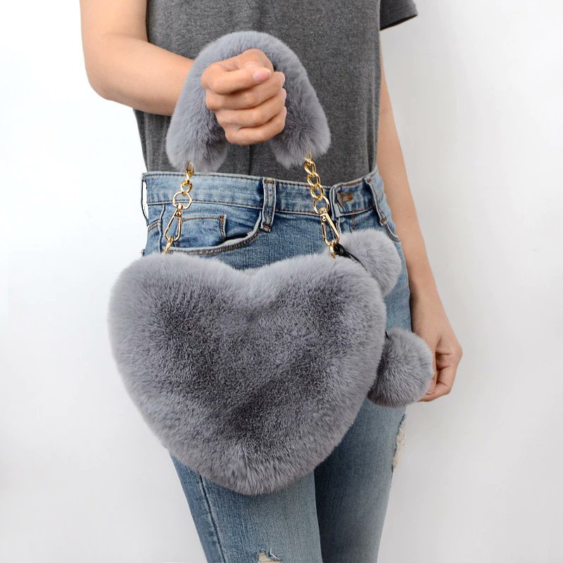 AlucTzy's tweet photo. Yvon Cute Chain Shoulder Sling Bag for women Korean Fashion Heart fur handle Bag for gift
DITO MABIBILI ⬇️⬇️⬇️
🖇️₱99.00❗❗🛒 link : https://t.co/lMPP89MKv7
@ShopeePH #fypシ゚viralシ #ShopeeBudol #ShopeeFinds #shopeepromo #shopeehaul #ShopeePH #SHOPEEsale #shopping https://t.co/DVPSYD78cy