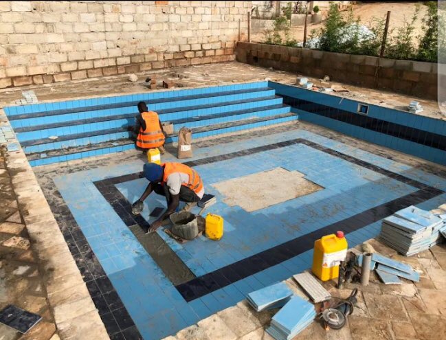 PrishaProperty1's tweet photo. Do you have a dream of doing the following things:
✔️Swimming pool construction
✔️Epoxy flooring
✔️Tarmac for drive ways, compounds and playgrounds.
✔️Waterproofing
✔️General construction 🏗️🚧
we got you covered 
WhatsApp us 0773576601 https://t.co/gKteU0AkBs
