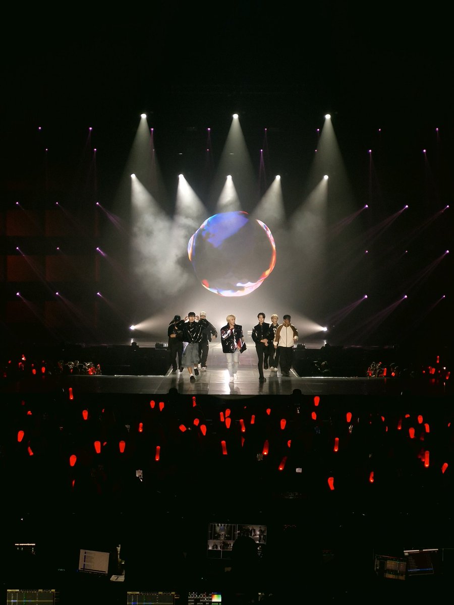 RnzFe's tweet photo. DK Solo
#Getback_iKONLIMITED_in_BKK
#2024_iKON_LIMITED_TOUR_GETBACK_BKK https://t.co/bRU1G1WuXm