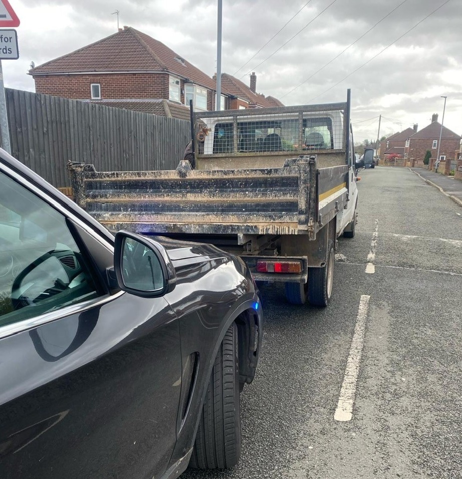 Vehicle stopped in the Haydock Area of St Helens for an insecure load & defective indicators.  Driver is a regular Cannabis user and despite this chose to risk everyone else's safety by driving around. #Drugwipe test conducted which provided a positive result. Driver #arrested.