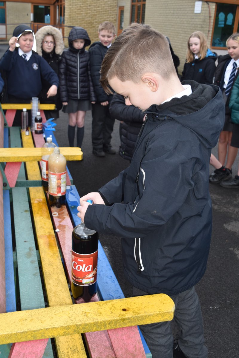 ⚛️ Year 5 Science ⚛️ 💥 As part of their Science Materials Work Year 5 investigated chemical reactions. They investigated how to create the largest 'explosion', why this occurred and how this makes a non-reversible change. #CommittedToExcellence #watergrovetrust #providingmore