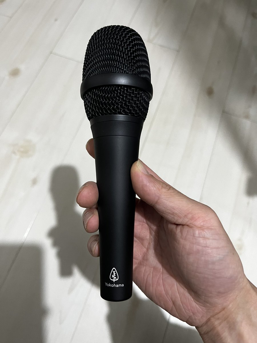 R_mic_office's tweet photo. 横浜マイクロホンの池田さんにお願いして作ってもらった、カスタムチューニングのmokuren 
R mic officeの為の特別仕様です。
液晶ポリマー振動板とアクティブダイナミク+カスタムチューニングのマイク
レンタルはまもなく開始です

https://t.co/nptFVTsZbV https://t.co/qW41Oc8bQL