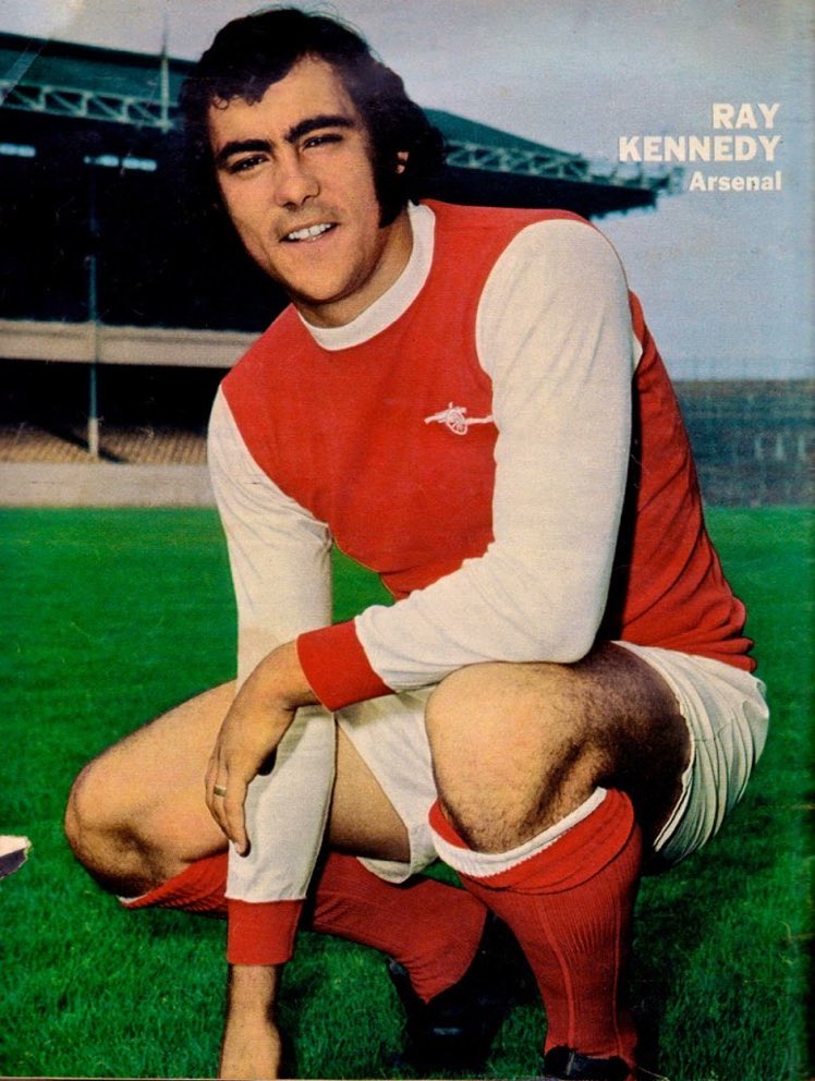 6 April 1971: Arsenal 1 Coventry 0.  Ray Kennedy’s 25th of the season.  Leeds drew with Newcastle meaning Arsenal were just four points behind with two games in hand – the first time Arsenal were in this position since mid-January.  @Arsenal