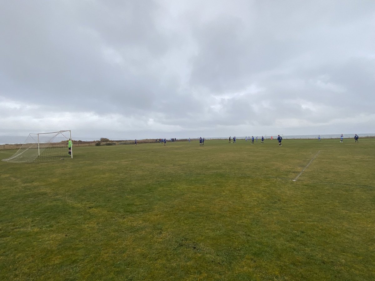 Pre season Result from last night 
Embo 2 Inver 10 
Many thanks to Inver for the friendly and brilliant to see so many supporters last night! 
Football has been missed in Embo! 
Great to get minutes in the legs and to be able to rotate the squad