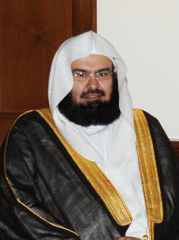 VoiceofHorn's tweet photo. #Sheikh Sudais "Oh God, my brothers and sisters in Somalia are starving. Oh God, give them something. Oh God, fill their hunger and give them something to eat” #Ramdan #Mecca https://t.co/wJ3oc5r0N9