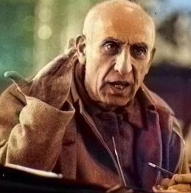ArkianiN's tweet image. 1️⃣/4️⃣
🛑قسمت یک:
🛑چرا مدرک دکترا و لیسانس و دیپلم #مصدق جعلی و بی اعتبار است؟
چرا محمد مصدق مدرک تحصیلی ششم ابتدایی و دیپلم دبیرستانی ندارد؟
مصدق در حقیقت به چه دلیل از ایران فرار کرد؟
مصدق چرا درخواست سلب تابعیت از کشور ایران و درخواست پناهندکی در سوئیس کرد؟ آیا در شأن رهبری…