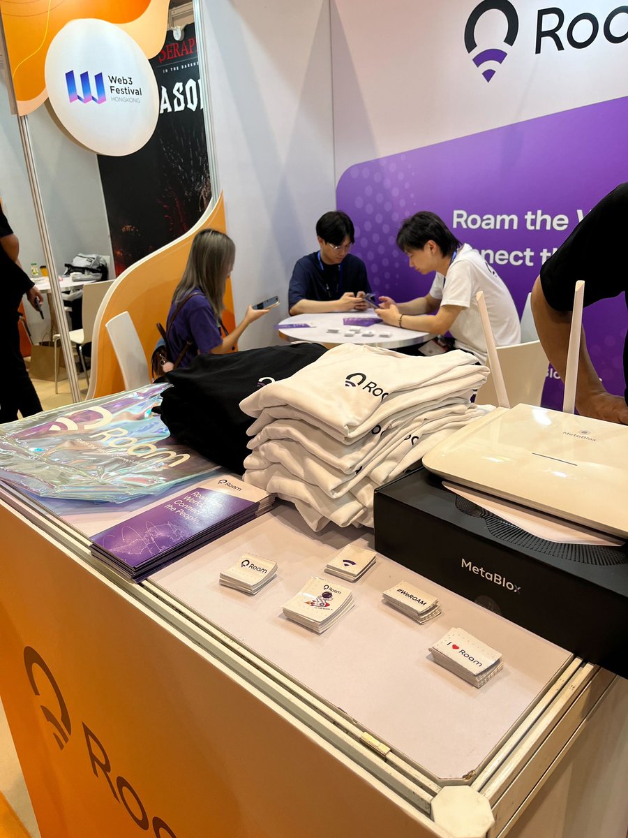 🌟 Busy day at booth B11, Hong Kong Web 3 Festival! Come meet the #Roam team and explore the future of connectivity. Connect to our WiFi, CheckIn, and unlock rewards while discovering Roam's innovative solutions! See you there! 🚀🌐 @festival_web3 #Crypto #Blockchain…