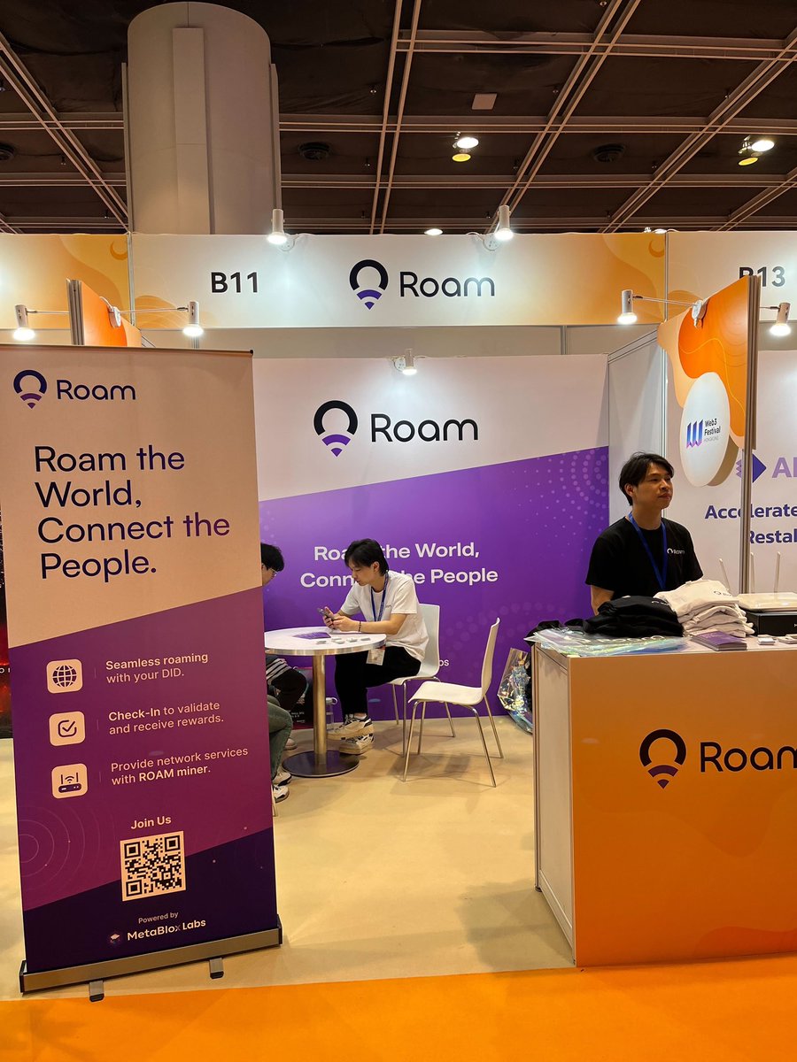 Roam tweet media