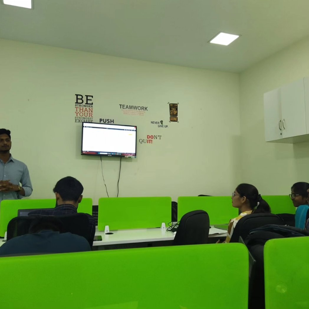 Cloud__vision's tweet image. Presentation by our students on Aws DevOps. 

Contact: 8520002606 
cloudvisiontechnologies.com

#cloudvisiontechnologies #aws #azure #awsdevops #azuredevops #salesforce #python #datascience #dataanalysis #jira #thub #manjeeratrinitycorporate #kphb #jobs #students #interview