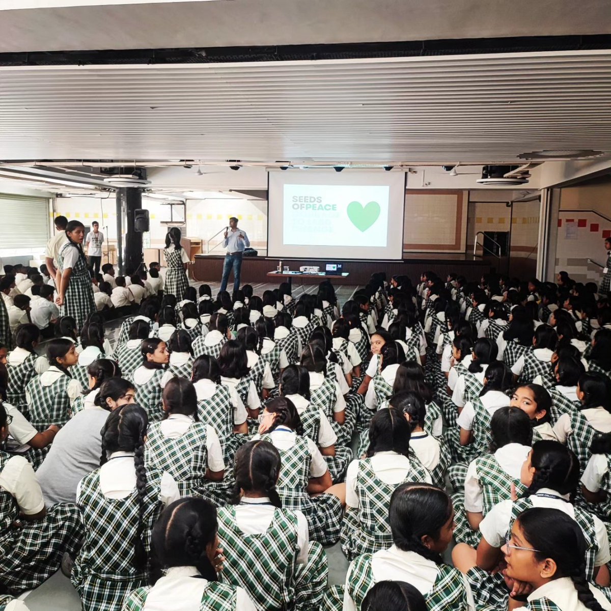 seedsofpeace_IN's tweet photo. The final deadline for applications to the @seedsofpeace 2024 International Camp is coming up, but we still have hundreds of interested candidates from all over Mumbai attending our orientations. Have you applied yet!? Camp form live on https://t.co/IpCFcswD9D. APPLY TODAY! https://t.co/U3EjJNOcn8