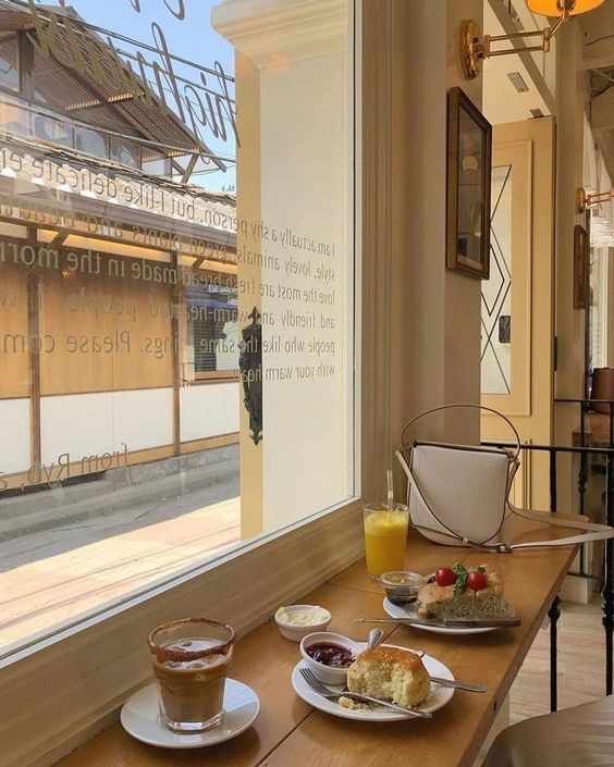 cafe days