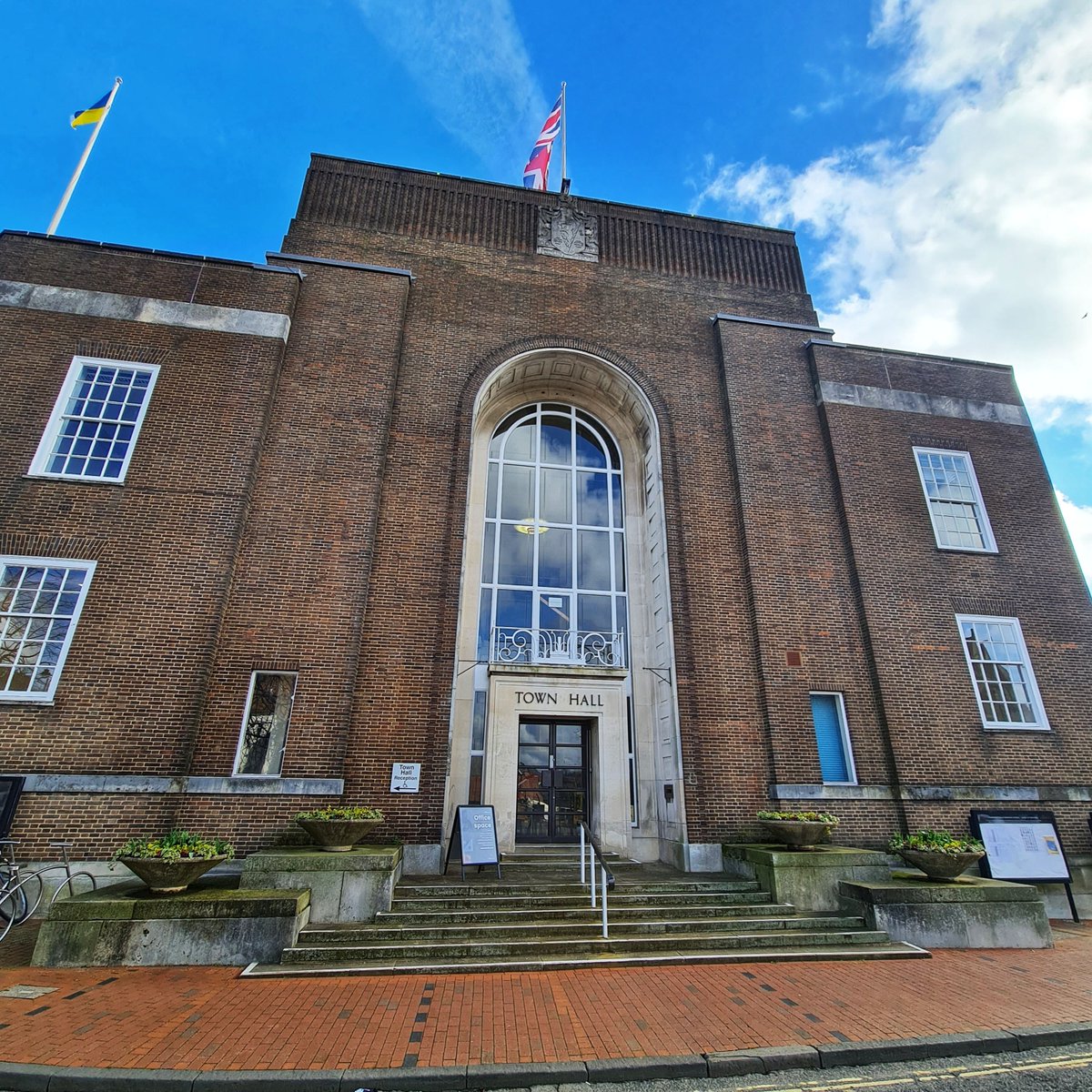 Town Hall Tunbridge Wells tweet media