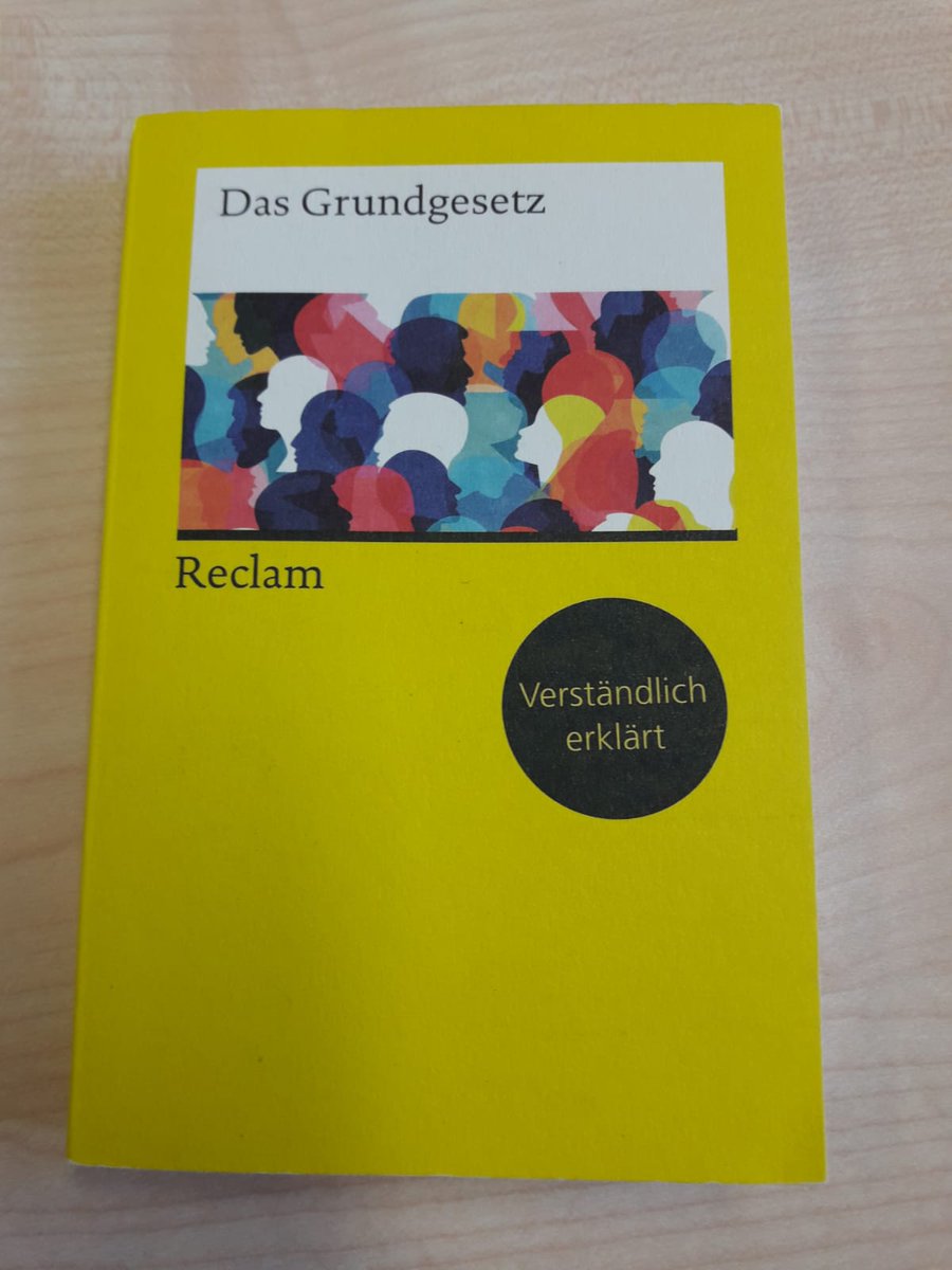 #coronaverlosung 669: Zum Semesterstart werfe ich meine #GG-Ausgabe (@ReclamVerlag) in den Topf. Teilnahme per RETWEET, Verlosung am Abend. Viel Glück! 🙂