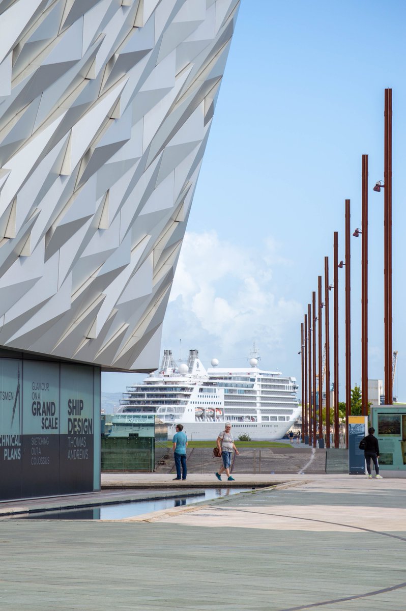 Get some fresh air and enjoy the beautiful surroundings of the @maritimemile this weekend. It is the perfect spot to get some fresh air, to run, cycle or walk 🍃 #internationalhealthday #maritimemile #titanic #titanichotelbelfast