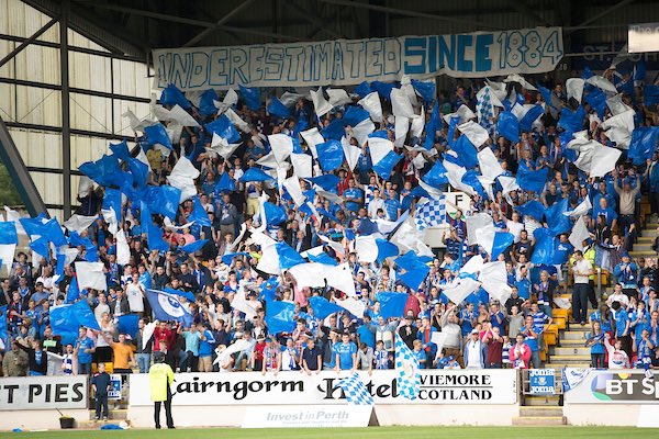 🅿️ Supporters should park at Regent Road. No parking at the stadium. ♿️ Drop off available outside the South Stand (away support) prior to 2pm only. 🚌 McDiarmid Park supporters’ bus is fully booked - departs 12.30pm. #SJFC