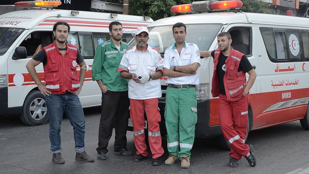 #SilverScreenBlack - Rewinder 📼:
‘Ambulance’ (2016 🇵🇸)
⭐⭐⭐⭐⭐
A film maker follows a Palestinian ambulance crew, 
and documents the chaos, courage and massacres during 51 days of the 2014 Israeli war on Gaza.
Unflinching, heart-breaking, and profoundly important.

#FreeGaza