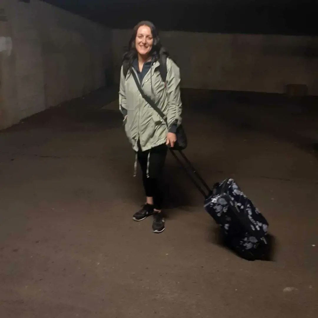 juliesmusic1's tweet photo. Coming home from a 12 hour set day 2 days in a row so tired! But had alot of funπ€©π₯°βΊ
#professionalsinger #singer #artist #recordingartist #actor #actress #musician #performingarts #vancouverartist #vancouversinger #vancouveractors #popsingers #musicproduction #songwriter #audioengineer #music #filmproduction #hollywood #hollywoodnorth #womenmusicproducers