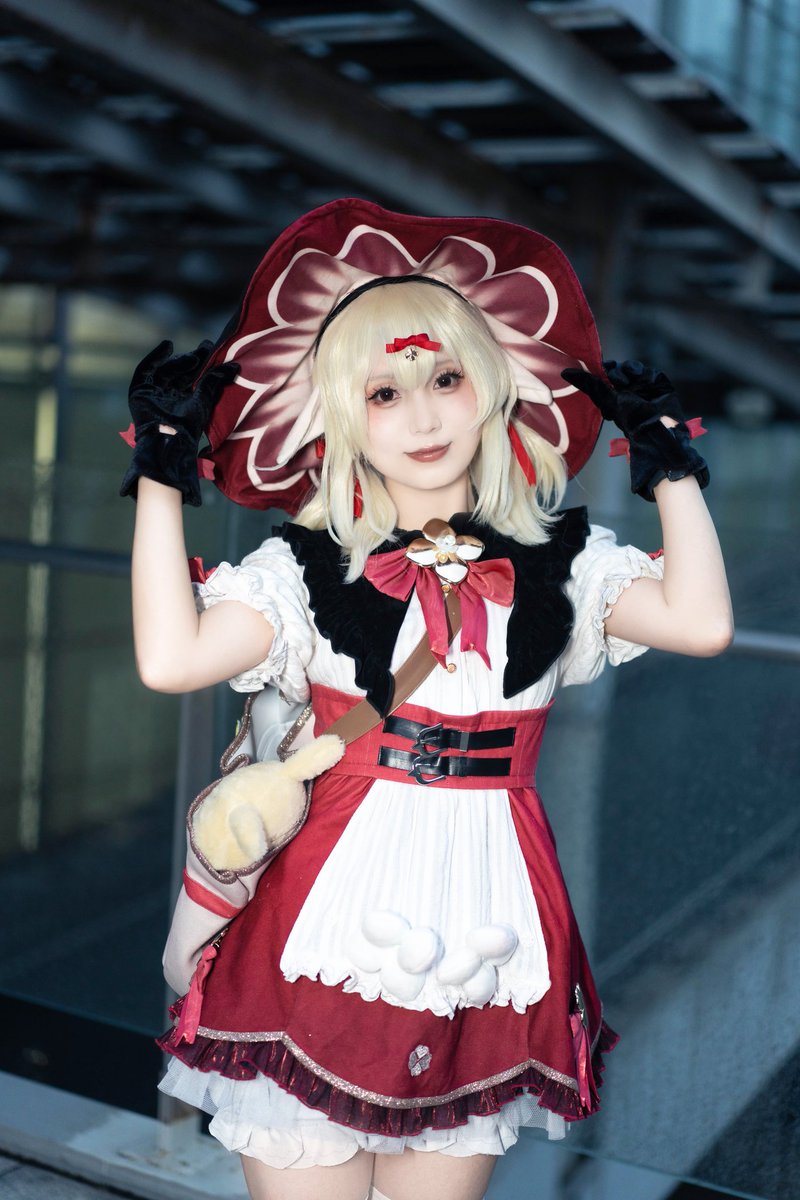 wenfeifei0313's tweet image. 思凉出可莉琪花星烛真可爱
第一次拍到思凉
是听过看过很多次的名字
但我开始没认出
交流两句觉得很人Nice
天色已经很暗了

出镜：思涼poi 
摄影：ff_文飞飞
#cpsp2024 #广州cpsp