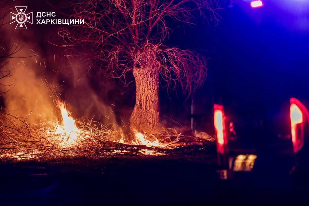 росія щодня чинить нові воєнні злочини проти цивільних. Харків: масована атака 'шахедами' на житлові квартали. Шестеро загиблих, щонайменше 11 поранених. Пошкоджено багатоповерхівки, гуртожитки, дитячий садок... Запоріжжя: другу добу поспіль російські війська тероризують місто…