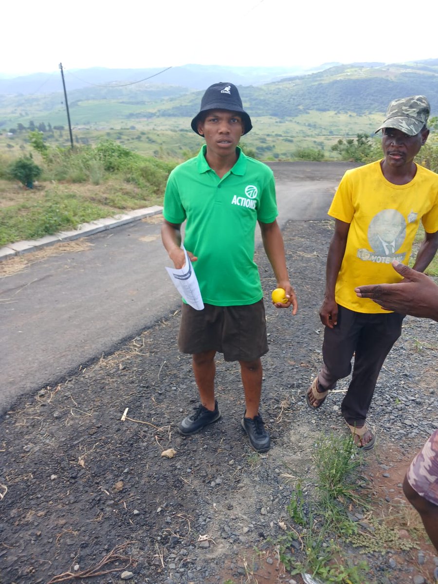 IlembeActionsa's tweet photo. Ward 9 Branch Chairperson Sipho Mchunu together with Cllr C Mwandla were out campaigning and poster hanging in Mgigimbe of KwaDukuza. 

#HermanMashabaForPresident
#ZwakeleMncwango4Premier 
#LetsFixOurProvince 
#YourKZNOwnIt 
#RoadToNPE2024 https://t.co/hPlEh89cKp