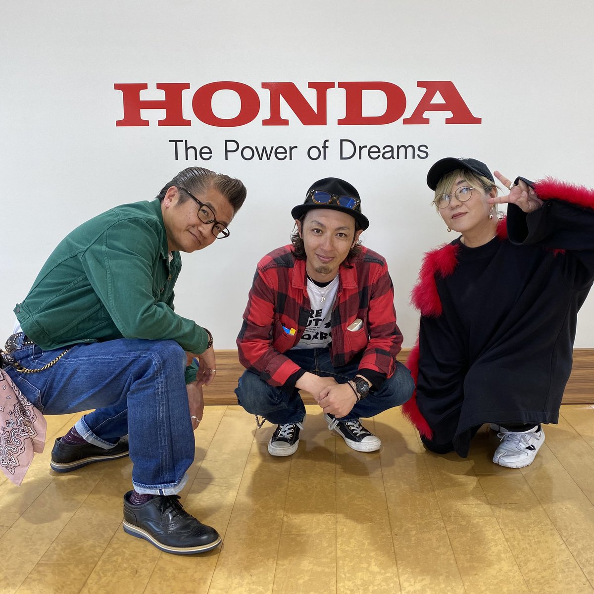 2024.04.06 Honda Cars 中央佐賀 佐賀東店ショールーム
#FM佐賀 特別番組「Honda Cars中央佐賀 20周年だよ！ワイガヤ通信スペシャル」20年を振り返りながらお届けし放送後のミニライブも大盛り上がりでした。お聞きいただいた皆さん、ショールームへ足を運んでくださった皆さんありがとうございました