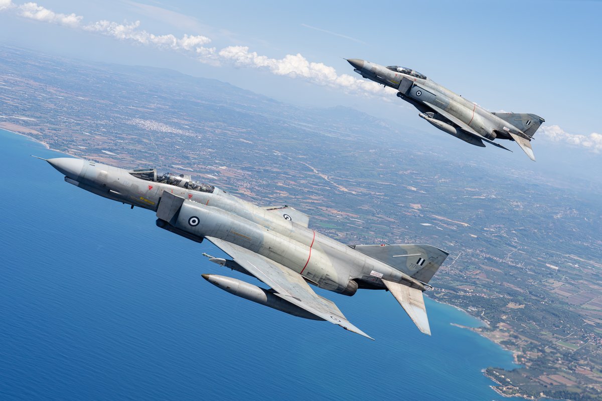 hira_den's tweet image. Happy 50th Years Anniversary!👻
#HellenicAirForce
#F4phantom
#338SQN