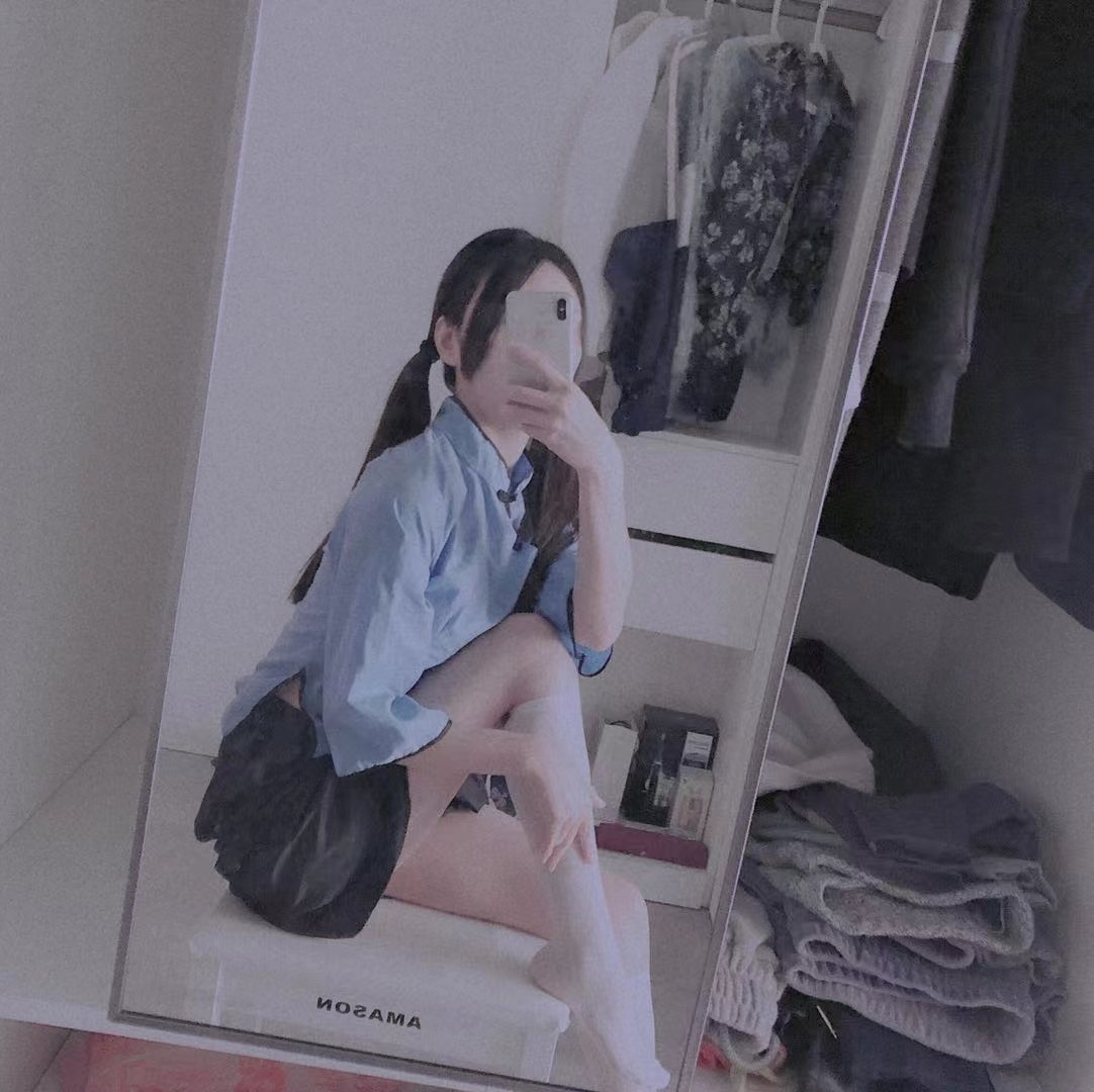 emo_7777777's tweet photo. 发私信没回的话，在我的作品下方评论下，这样就会看到‼️ https://t.co/en4564LIzK