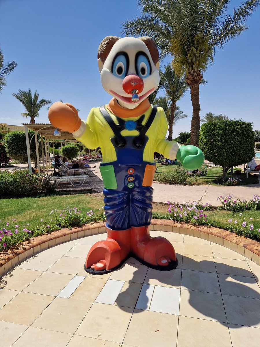 If anyone wants a recommendation for a lovely family hotel with the added bonus of a pool shower that will give your children nightmares for the next 5 years, then give me a shout!