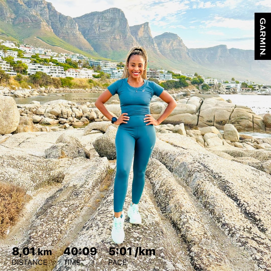 CarolinePule's tweet image. About yesterday short training run🏃‍♀️💙, 8km, 40m9s , 5:01/km!! 😎 “Running allows me to set my mind free. Nothing seems impossible. Nothing unattainable.” – K Goucher
 For the love of running!! ❤️✨
.
#ASICSFrontRunnerZA #Moveyourmind
#RunWithCP #CapeTown