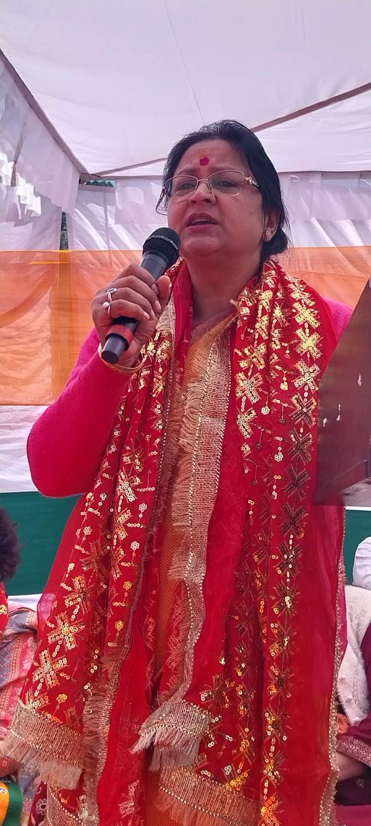 DograSanjita's tweet image. जिला डोडा के भदरवा विधानसभा में ! रैली को संबोधित करते हुए !
@blsanthosh
@VanathiBJP #phir1barmodisarkar
#DrJitendraSingh