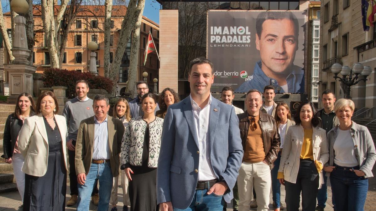 🔴 Marxem cap a Elna, on avui Carles Puigdemont farà el primer gran acte de precampanya, i cap al País Basc, on ja ha començat la campanya electoral. Allà hi són @LaiaColome i @arnaumane 📻 rac1.cat/directe