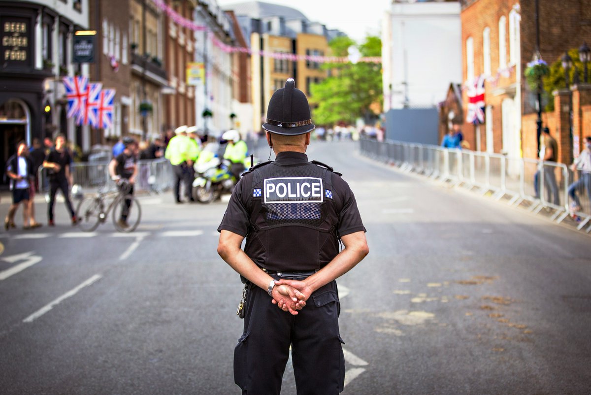 'A new mode of protection: the case for redesigning our policing and public safety institutions' by @rickmuir1 part of a forthcoming special collection onlinelibrary.wiley.com/doi/epdf/10.11… #Policing #Reform #Prevention #Capabilities #Legitimacy
