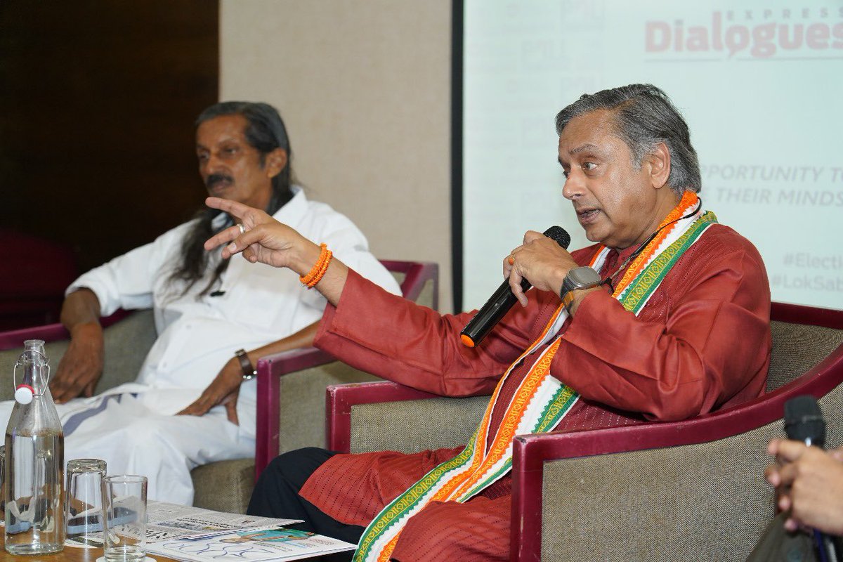 ShashiTharoor tweet picture