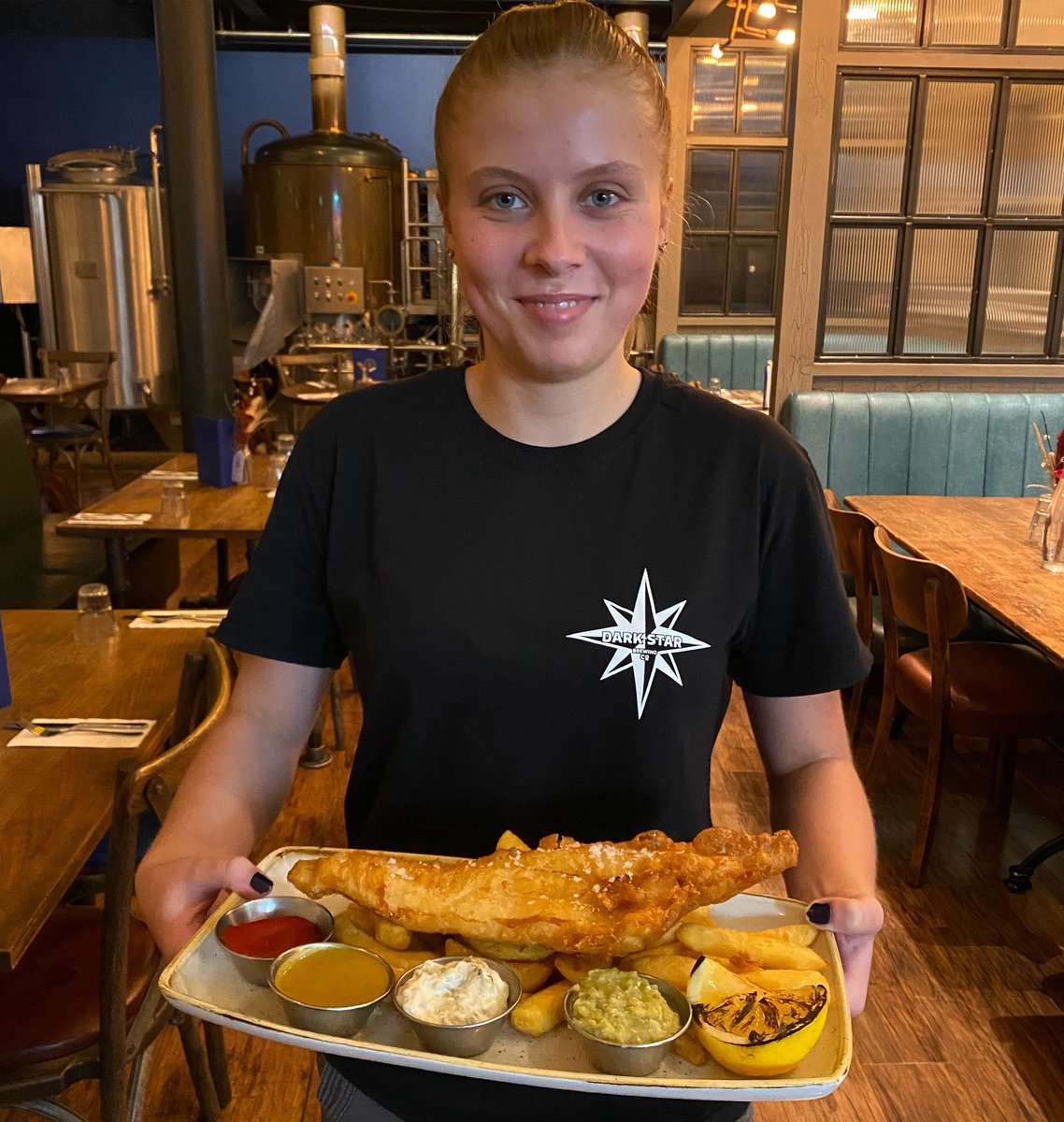 Indulge this weekend with our Cyder battered haddock, triple cooked chips, and all the sides you could possibly need! 🐟🍽️

@youngspubs #Greenwich_Uk #brewerylife #beersofinsta #southeastlondonlife #southeastlondonfood #fishandchips #weekendfeeling #pubclassics #haddock