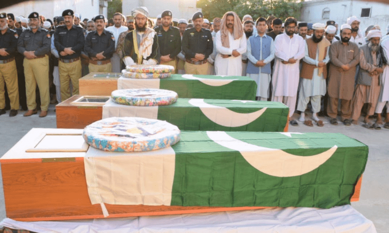 PakDefAnalysis's tweet photo. DSP among 3 police officials martyred in separate Lakki Marwat attacks​

https://t.co/DQ5SaLyehQ https://t.co/5qRItp7Hze
