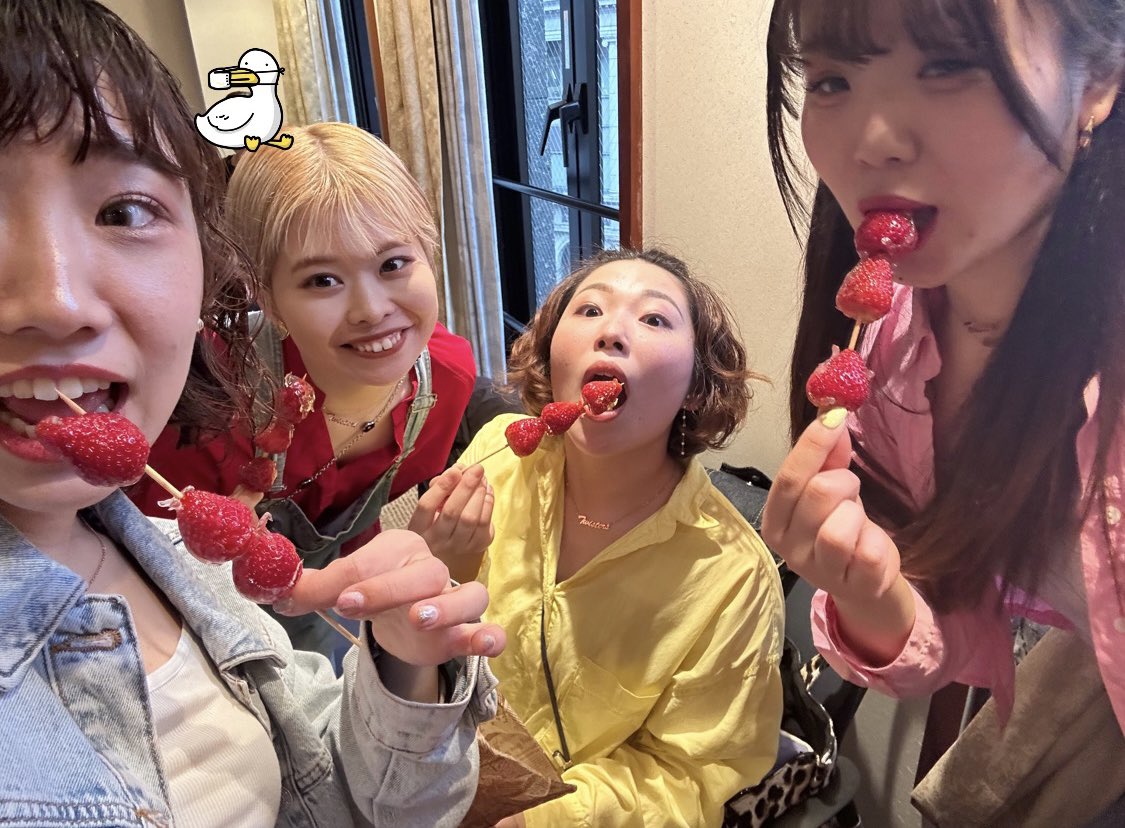 gogotwisters's tweet photo. お久しぶりです🫶Twistersです！！！
汐留春のビアフェスタ！！！
出演致します 🩷💛❤️💜

美味しい食べ物に美味しいビールに
最高のパフォーマンス！！
ぜひ足をお運び下さい🐾
お待ちしております 🍻✨

昨年出演させて頂いたお写真を添えて 📸😻 https://t.co/YAVZ7vMqje