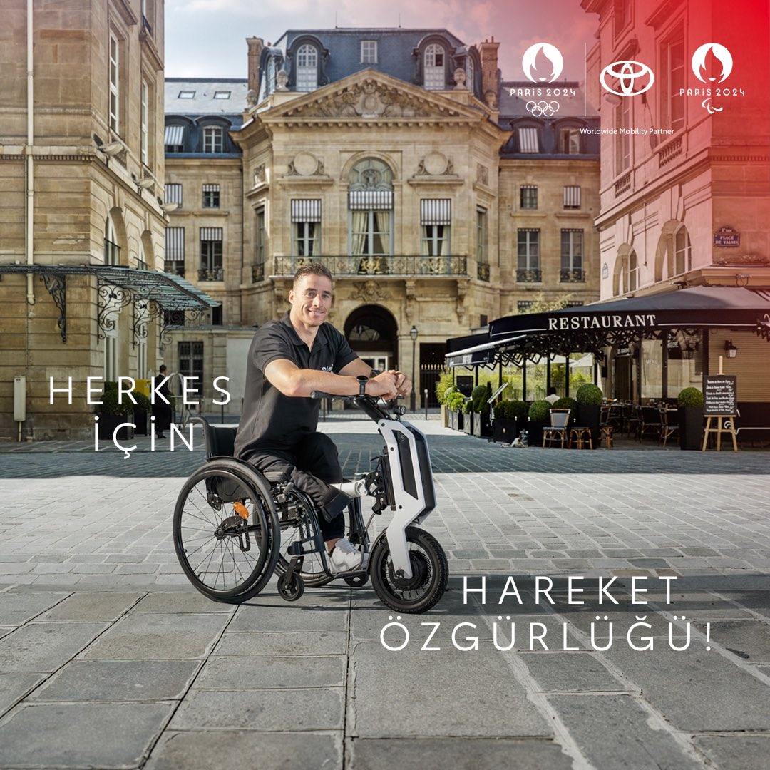 Paris 2024’te klasik mekanik tekerlekli sandalyeyi pille çalışan elektrikli mobilite çözümüne dönüştüren e-tekerlekli sandalye ile daha fazla hareket özgürlüğü! #toyota #mobilsenözgürsün #Paris2024