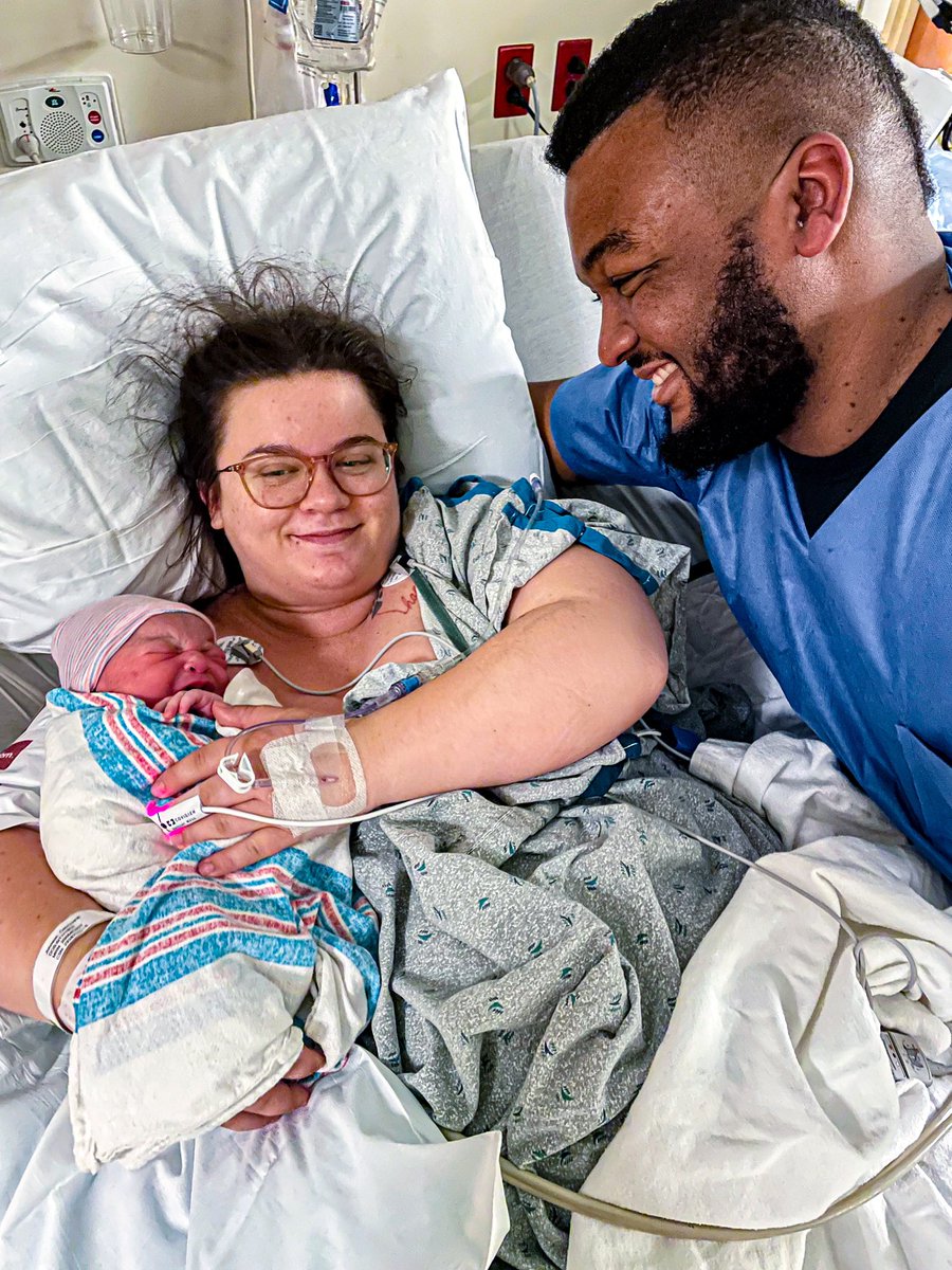 I’m in tears writing this… tears of pure joy!!! WE ARE OFFICIALLY PARENTS!

Kai August Alsup 8lbs 7oz ,19 1/2 inches ! Birthday April 6th 3:50am!

❤️❤️❤️❤️

#newparents