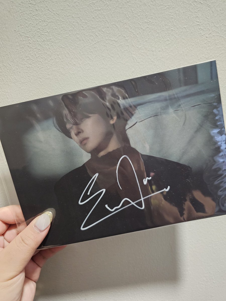 SELLING WTS LFB CHA EUN WOO SIGNED POSTCARD DM ME