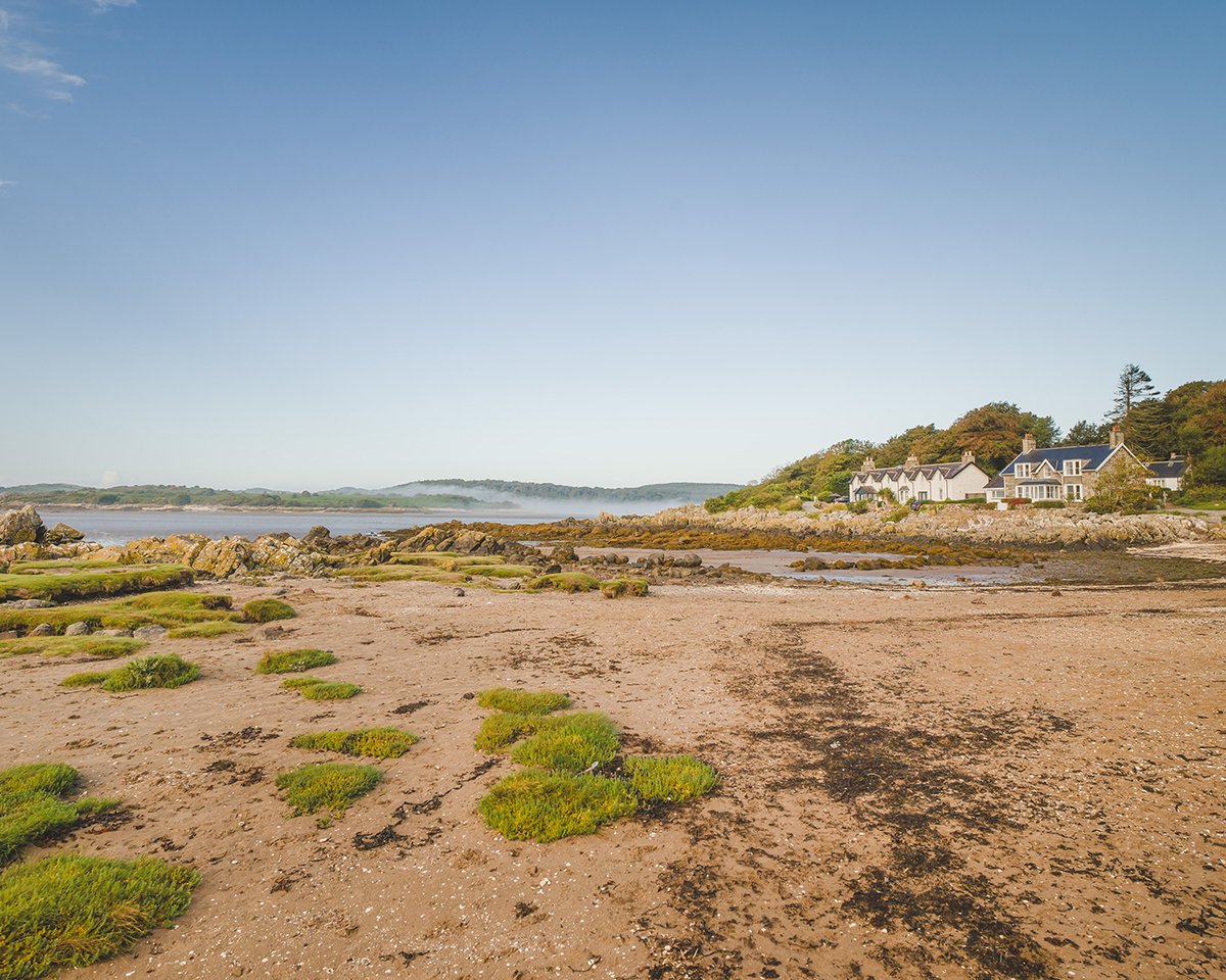 The tiny but picturesque village of Rockcliffe with its pint-sized sandy beach definitely warrants the slight detour on your SWC300. 📌Rockcliffe, Dalbeattie, Dumfries & Galloway #LoveDandG #ScotlandStartsHere #SWC300