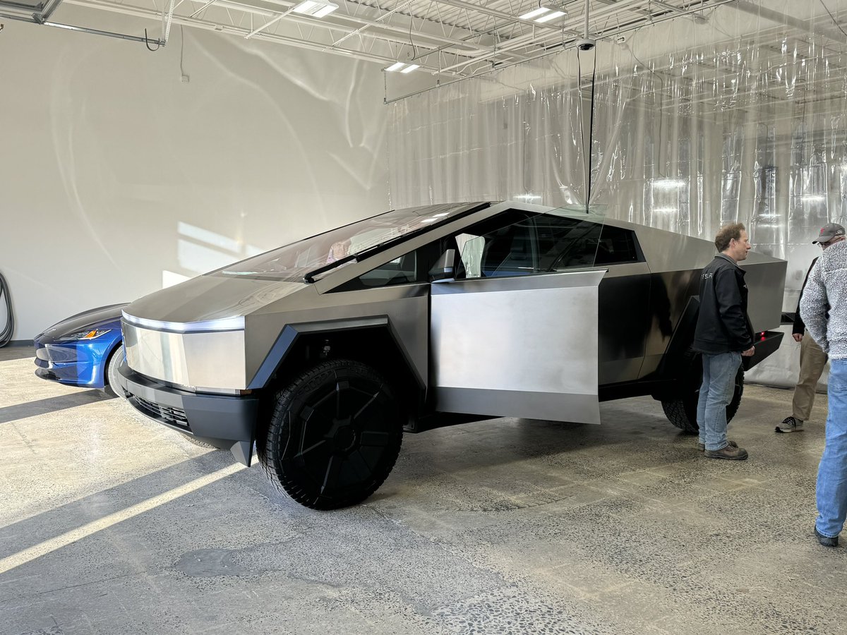 Another cars and coffee with the #cybertruck and the new 3! 😃 ☕️ <a href="/DelValTesla/">Tesla Owners-Delaware Valley</a>