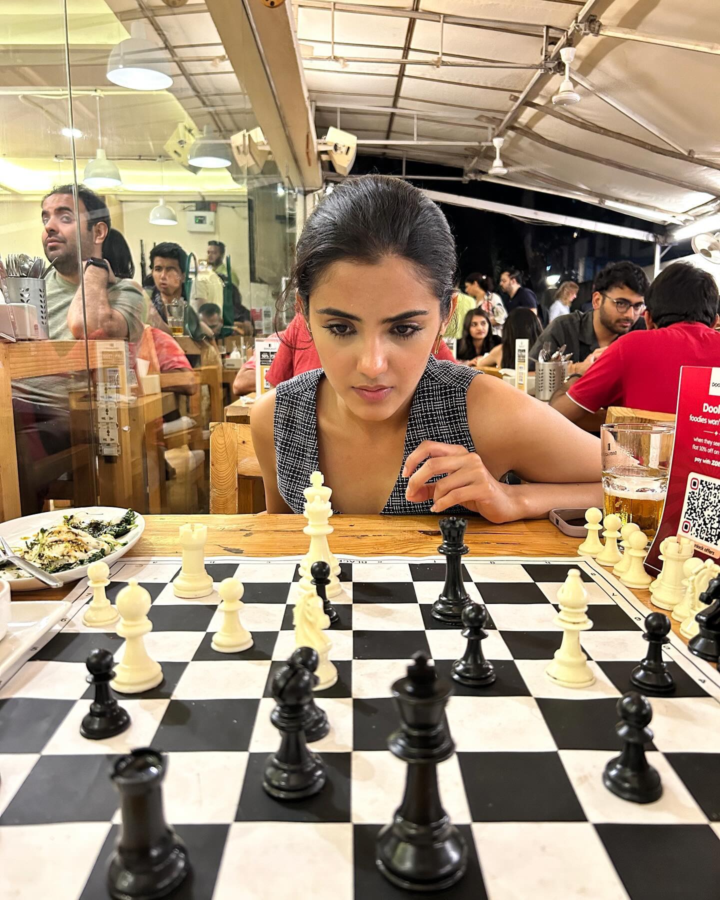 GKe8zM_aEAAqICy?format=jpg&name=large