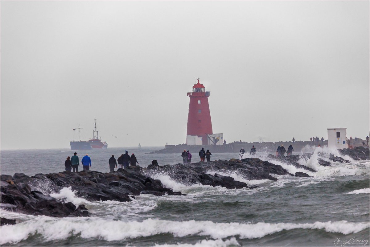 With storm Kathleen landing, it's gonna be a wild one today, but it won't stop the hardy souls getting in their walk down the bull wall.

#bullwall #poolbeg #poolbeglighthouse #dublin #windy #waves #ireland #thefullirish #weather