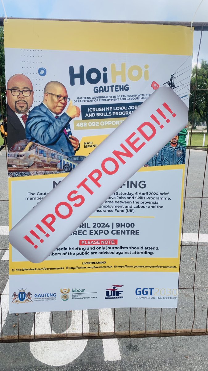 JThanyane's tweet photo. @Lesufi Mr Panyaza Papa Action, im not happy with this because we came all the way with our last money just for you. Definately not happy, but we still support you and wanna thank you for the greatwork you do for the youth especially.
please correct your mistakes.
aluta!! https://t.co/VVBocpN1Pm