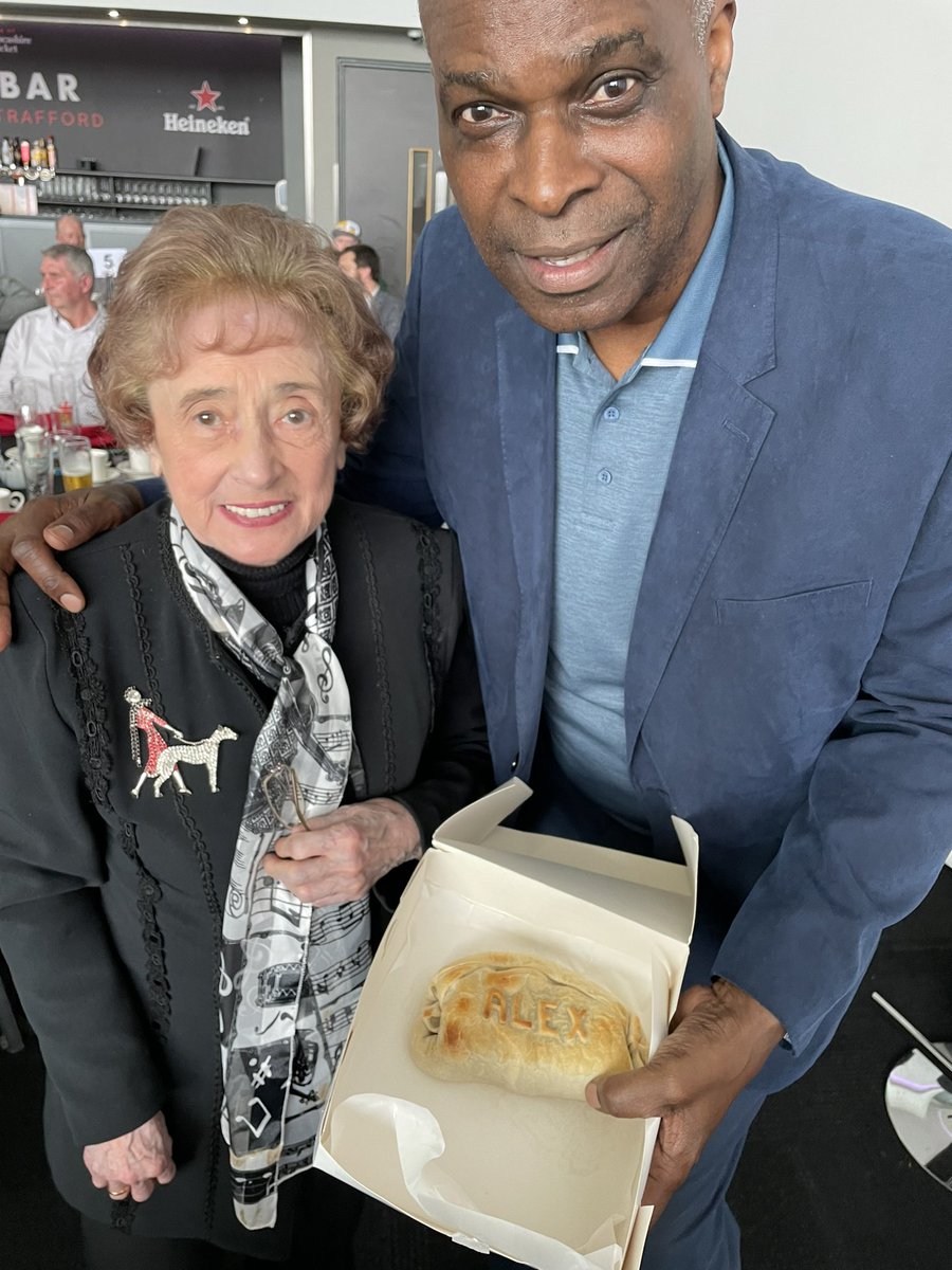 Andy Buckley (@buckomedia) on Twitter photo Baker Marie Walsh presents <a href="/alexwilliamsmbe/">alexwilliamsbook</a> with a special pastie. Marie owns Bolton’s famous Ye Olde Pastie Shop. Alex reminisced about his career at a lunch for <a href="/lancscricket/">Lancashire Cricket</a> attended by former Blues <a href="/reid6peter/">Peter Reid 💙</a> <a href="/brian_horton4/">Brian Horton</a> <a href="/brighty1971/">David Brightwell</a> <a href="/ianbrightwell12/">Ian Brightwell</a> <a href="/ChappyMCFC/">Les Chapman</a> Baker Marie Walsh presents <a href="/alexwilliamsmbe/">alexwilliamsbook</a> with a special pastie. Marie owns Bolton’s famous Ye Olde Pastie Shop. Alex reminisced about his career at a lunch for <a href="/lancscricket/">Lancashire Cricket</a> attended by former Blues <a href="/reid6peter/">Peter Reid 💙</a> <a href="/brian_horton4/">Brian Horton</a> <a href="/brighty1971/">David Brightwell</a> <a href="/ianbrightwell12/">Ian Brightwell</a> <a href="/ChappyMCFC/">Les Chapman</a>