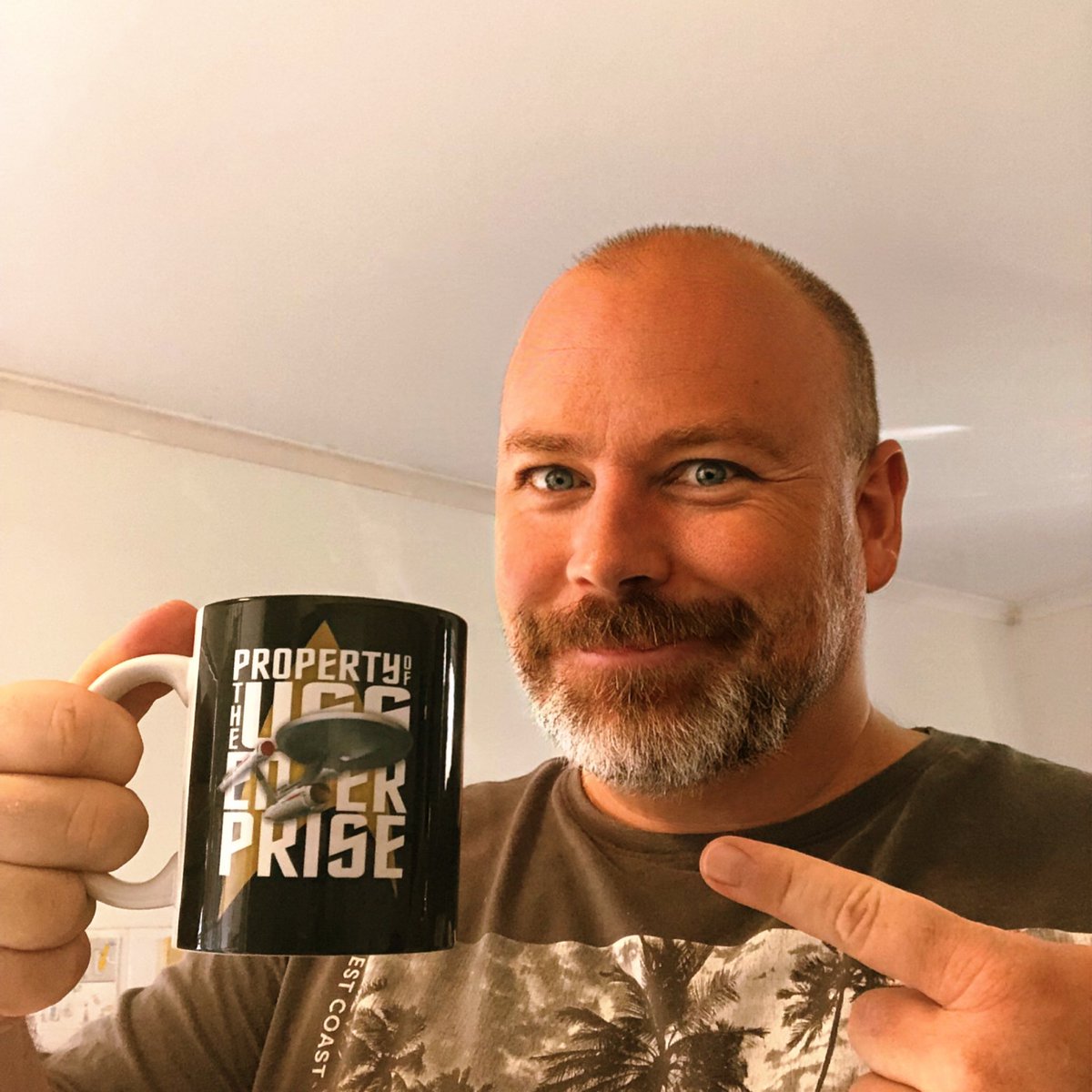 thelethalmullet's tweet image. My new mug of goodness came from a final frontier somewhere …
#startrek #mug #finalfrontier 
@Prefect_Timing you got one?