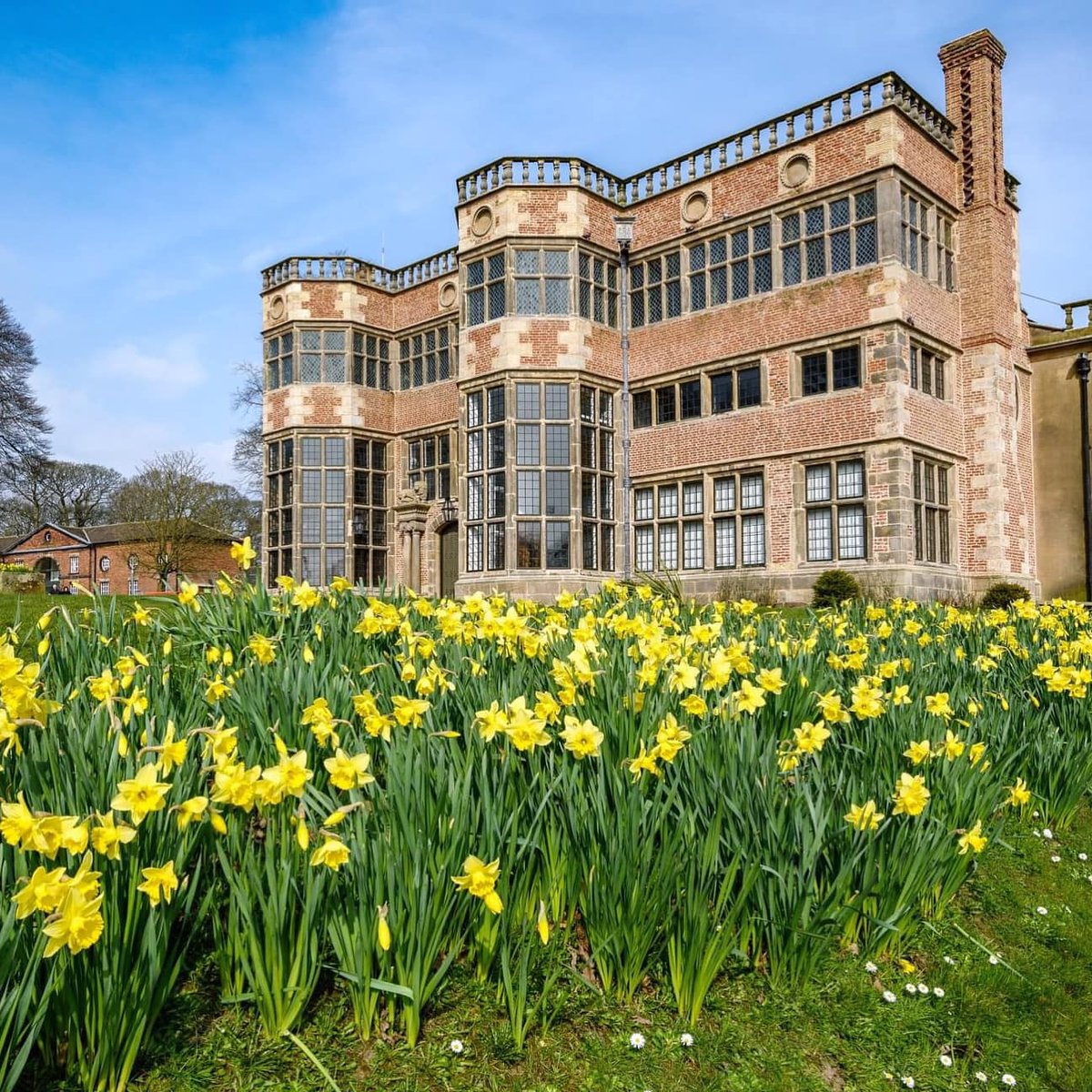 Spring's here &amp; Astley Hall + gardens celebrate 100 years! 🌸 Add elegance to your weekend at this historic gem. Don't miss a treat at Barrica in the Park too #Chorley #Lancashire